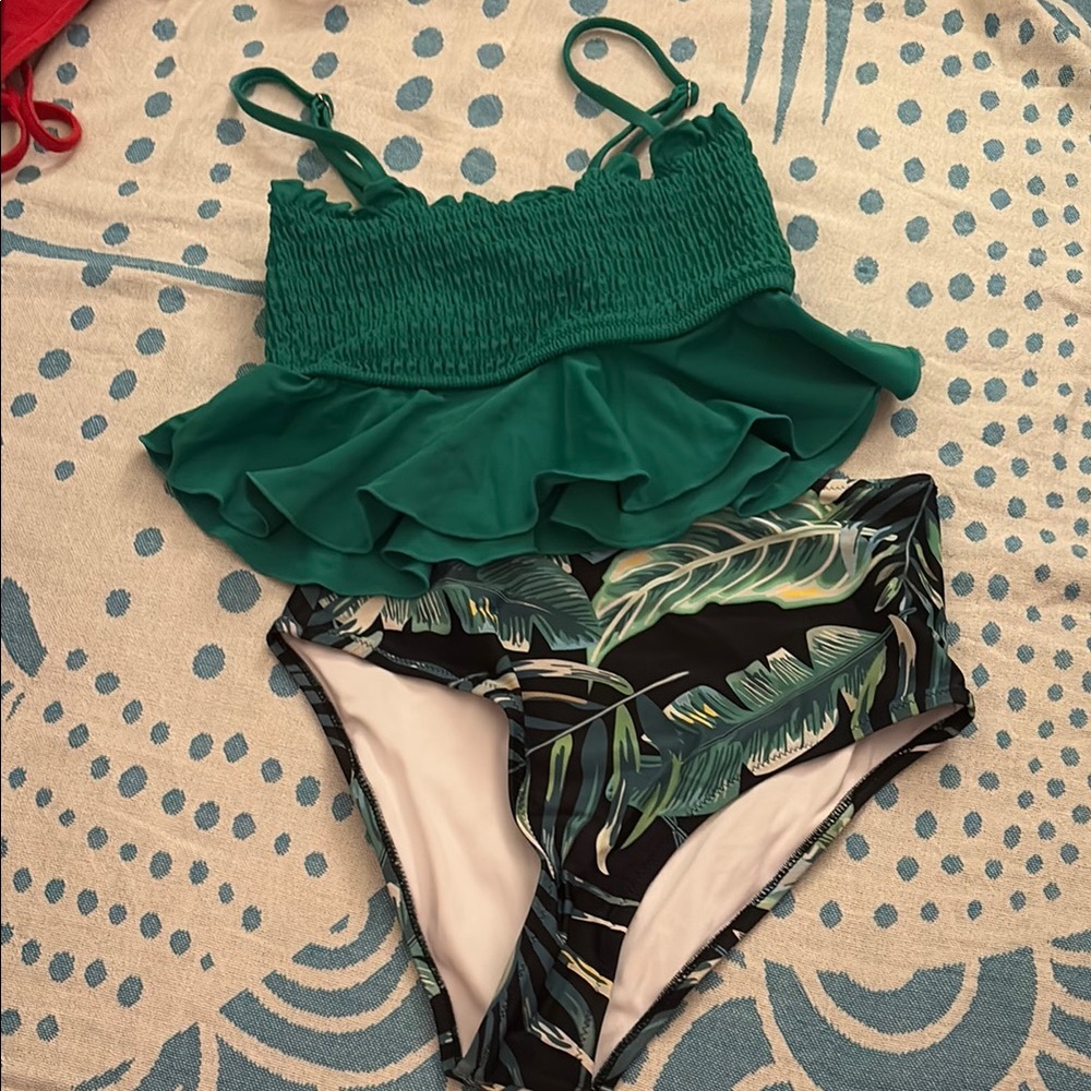 Green Ruffled Bikini Top with Leaf Print Bottoms
